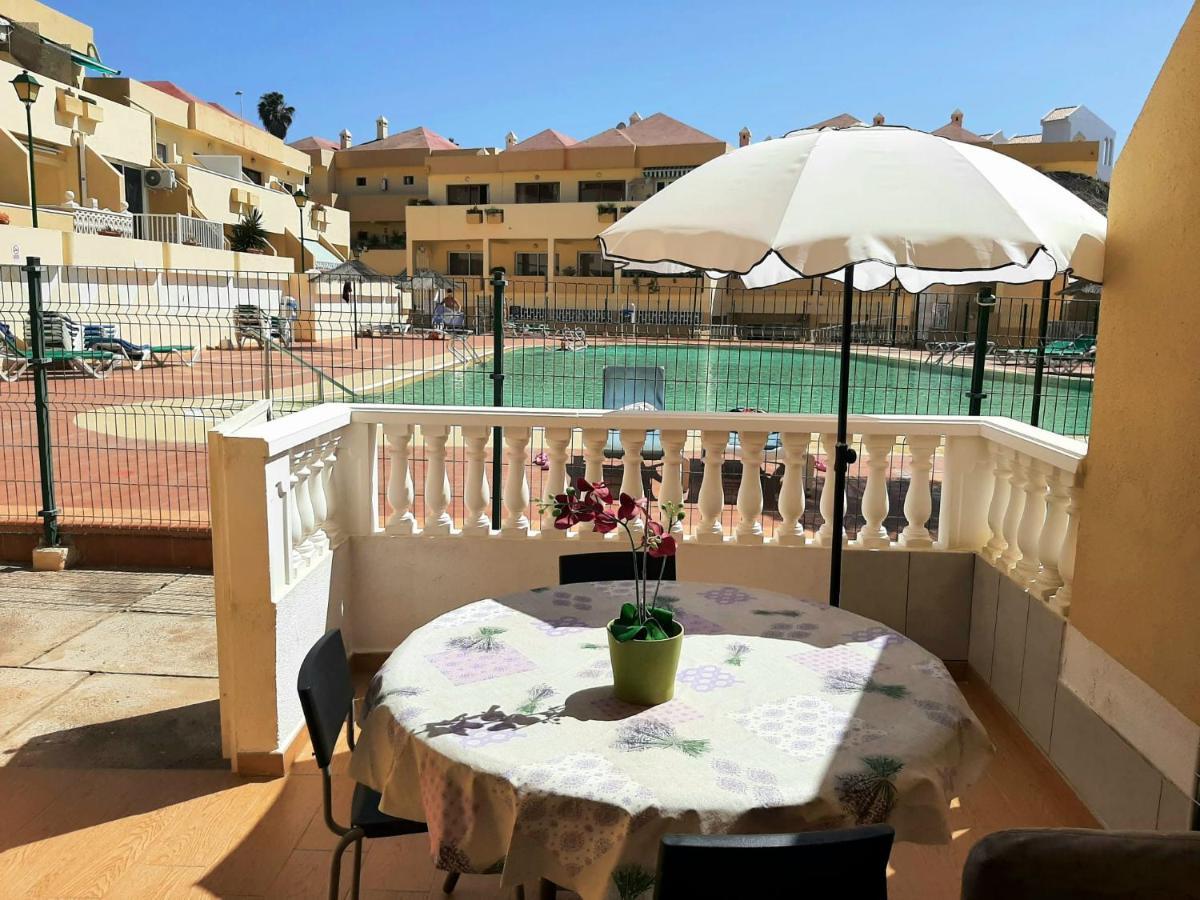 Comfortable Apartment Next To The Pools Costa Adeje  Bagian luar foto