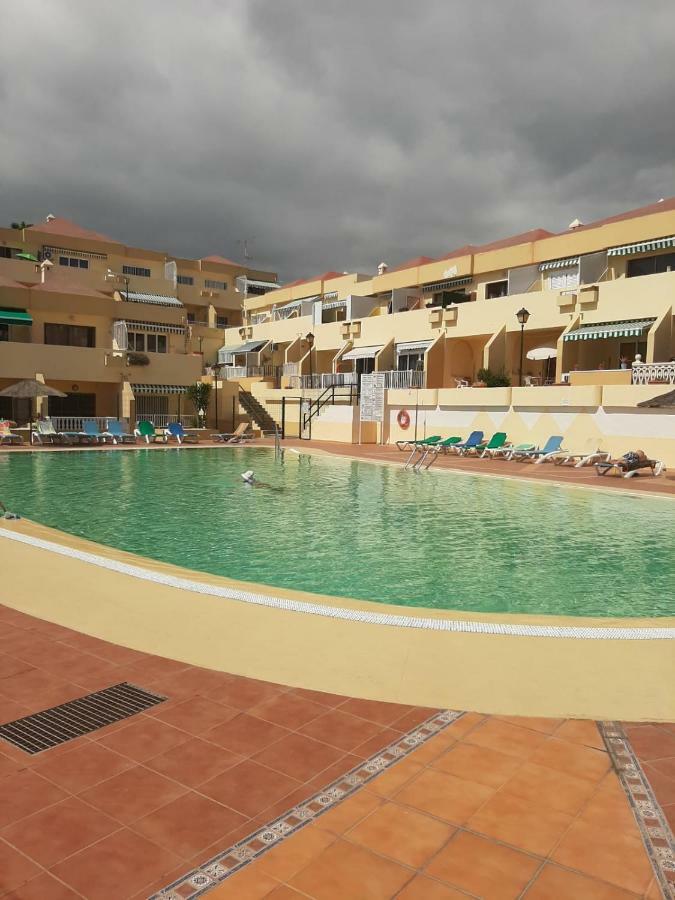 Comfortable Apartment Next To The Pools Costa Adeje  Bagian luar foto